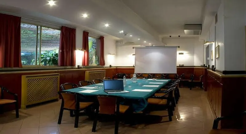 Hotel Delle Muse Roma 3*,  Italia